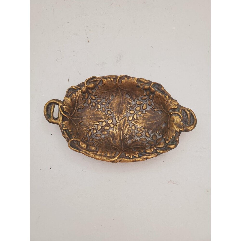 Vintage / BRASS SOAP DISH / Solid Brass Soap Holder Soap Dispenser Vintage - Picture 2 of 10